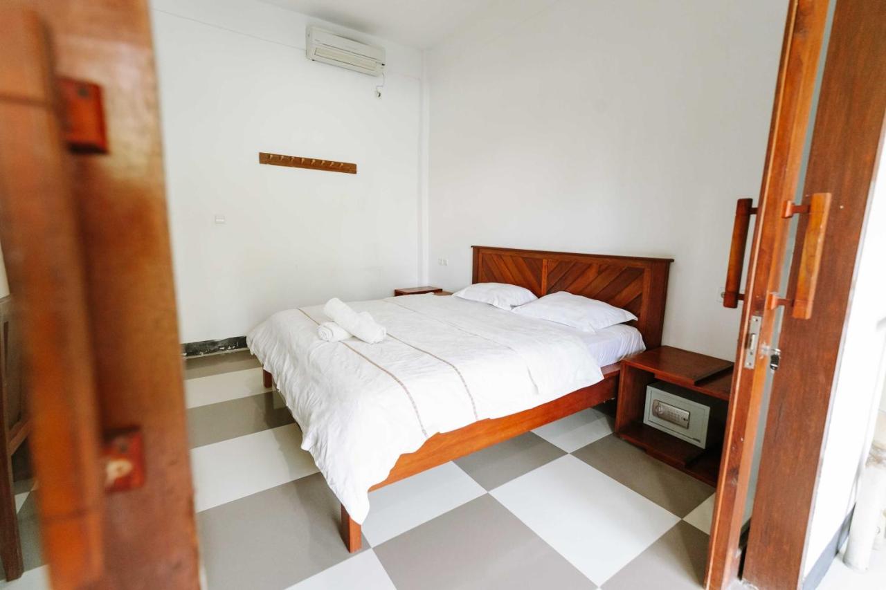 Dream Cowork Hotel Kuta  Екстер'єр фото
