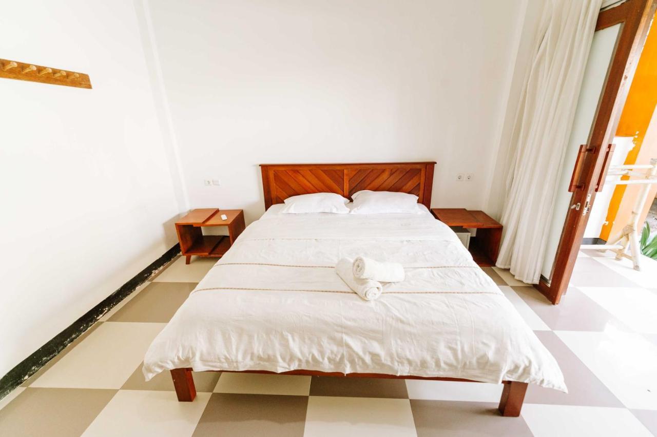 Dream Cowork Hotel Kuta  Екстер'єр фото