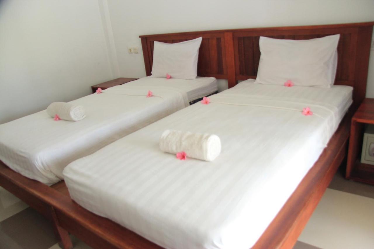 Dream Cowork Hotel Kuta  Екстер'єр фото