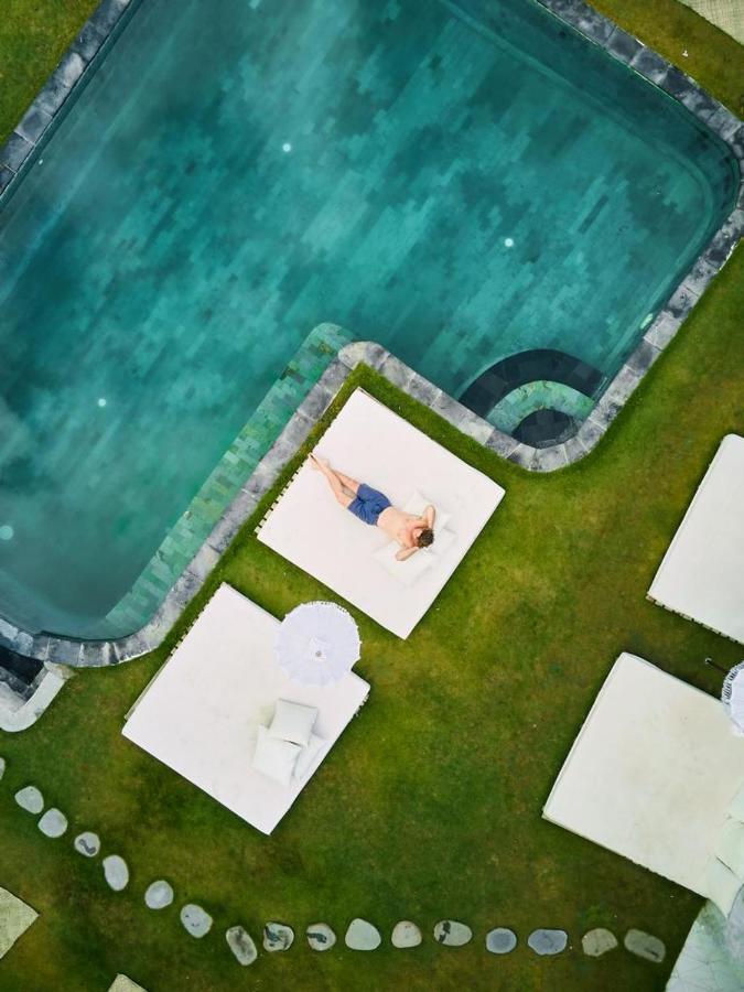 Dream Cowork Hotel Kuta  Екстер'єр фото