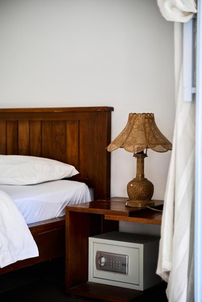 Dream Cowork Hotel Kuta  Екстер'єр фото